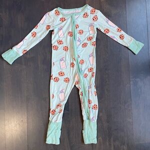 Milk and Cookies Print Pajamas size 12-18months